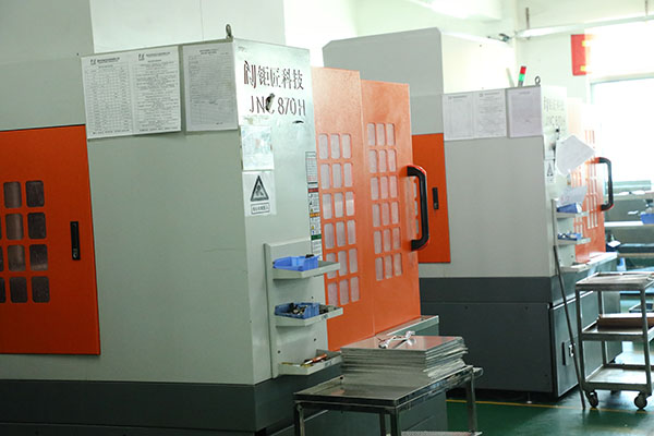 求購全自動點(diǎn)膠機(jī)
